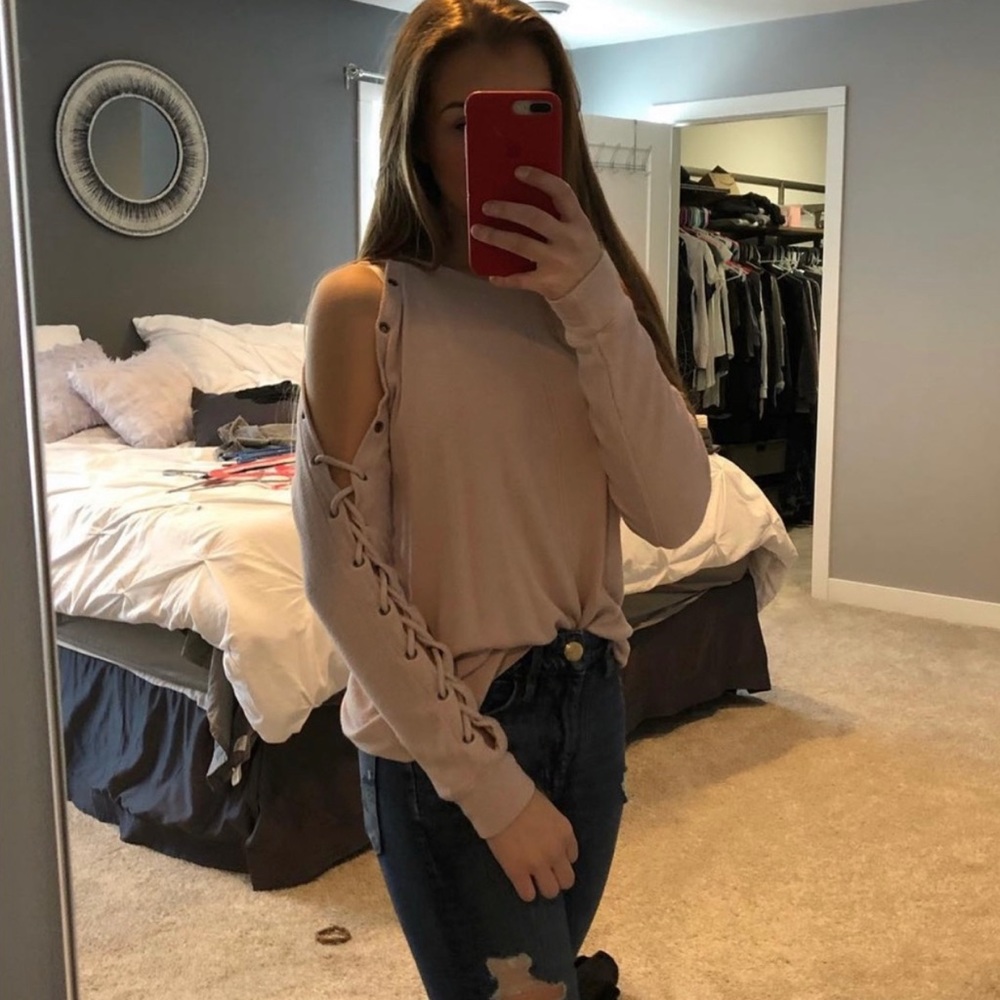 Long sleeve sweater